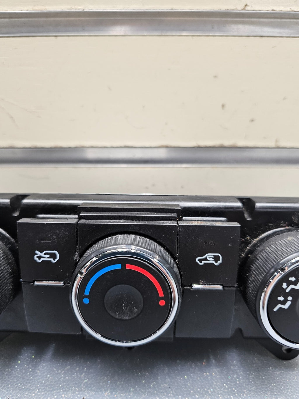 🔥07-09 CHEVY EQUINOX DASH CENTER AC HEATER CLIMATE TEMPERATURE CONTROL UNIT OEM