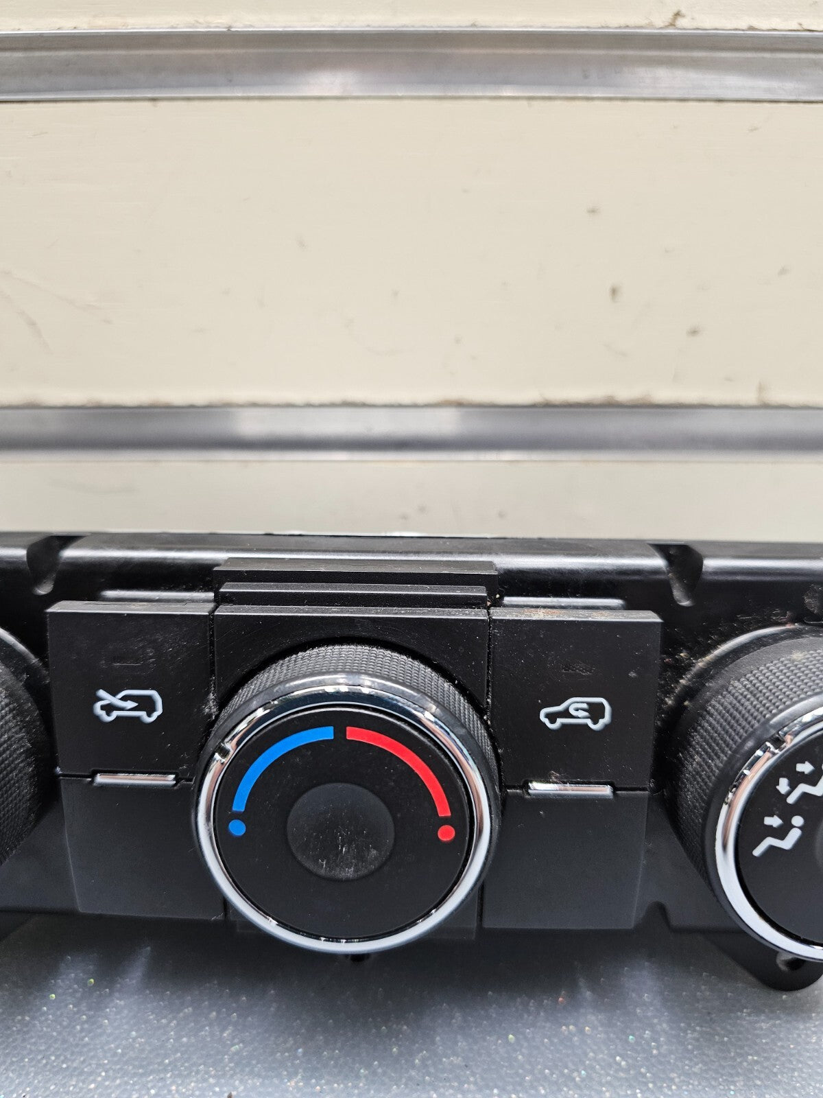 🔥07-09 CHEVY EQUINOX DASH CENTER AC HEATER CLIMATE TEMPERATURE CONTROL UNIT OEM