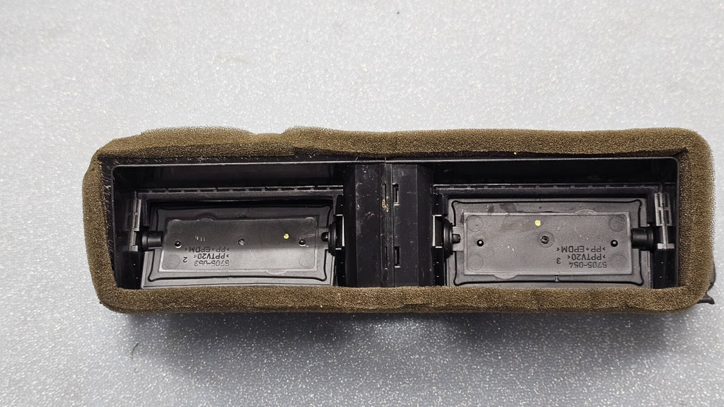 🔥06-10 VW Passat Dash Front Center Air Vent Heater Conditioning Trim Black
