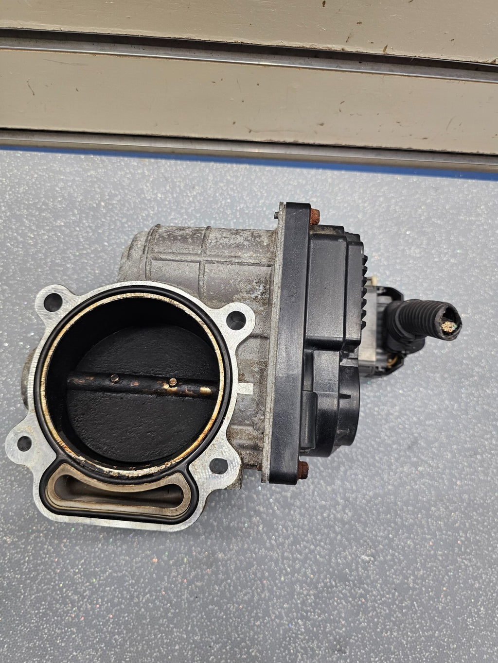 05-08 Pontiac Grand Prix 05-09 Buick LaCrosse Throttle Body Valve Fuel Injection