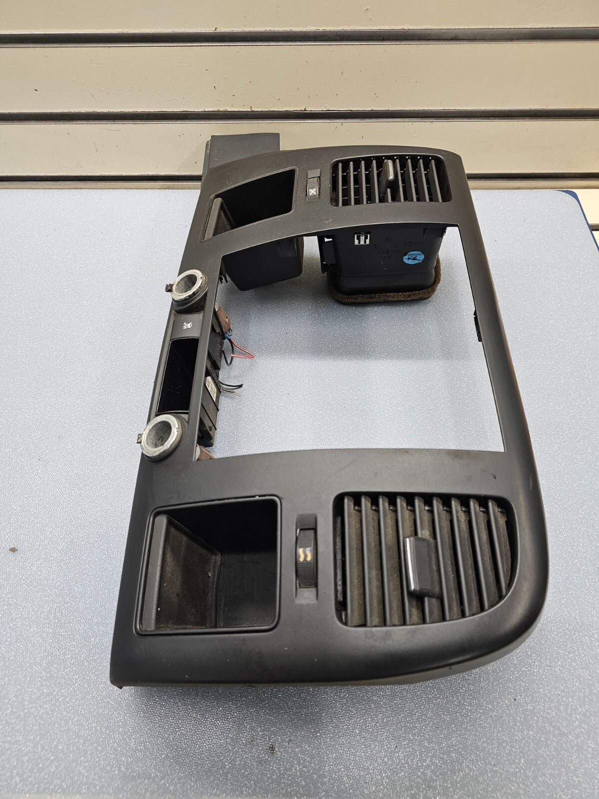 🔥07-14 Silverado SIERRA Center Dash Radio Bezel AC Climate Trim 2 Vent BLACK B6