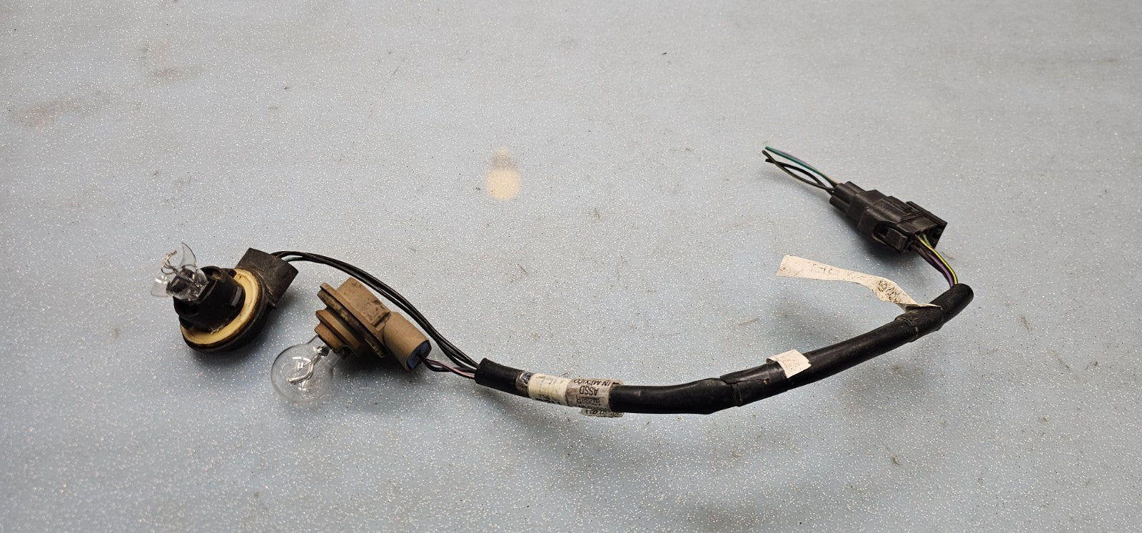 🔥95-01 Dodge RAM 1500-3500 TAIL LIGHT LAMP BRAKE LIGHT ASSEMBLY WIRING HARNESS