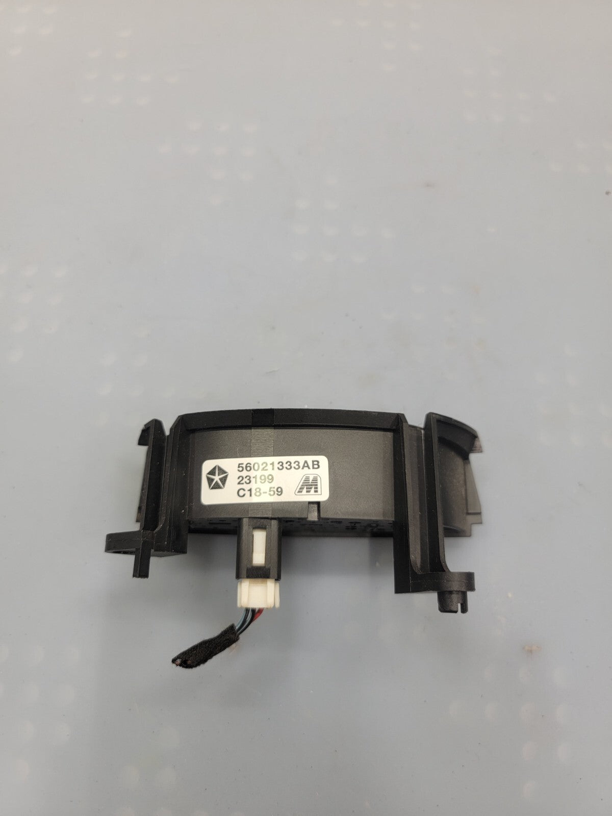 🔥2001-2004 Dodge DAKOTA Steering Wheel Cruise Control Switch Left Mopar OEM
