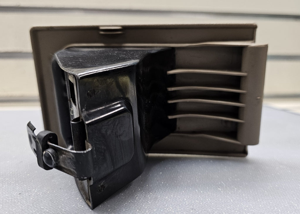 🔥95-98 CHEVY GMC SILVERADO YUKON TAHOE C/K Lighter Port Ashtray ash tray Tan