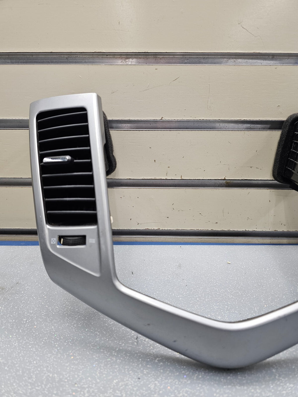 🔥11-15 Cruze Dash Center AM FM Radio Stereo Display Bezel Trim Panel Silver
