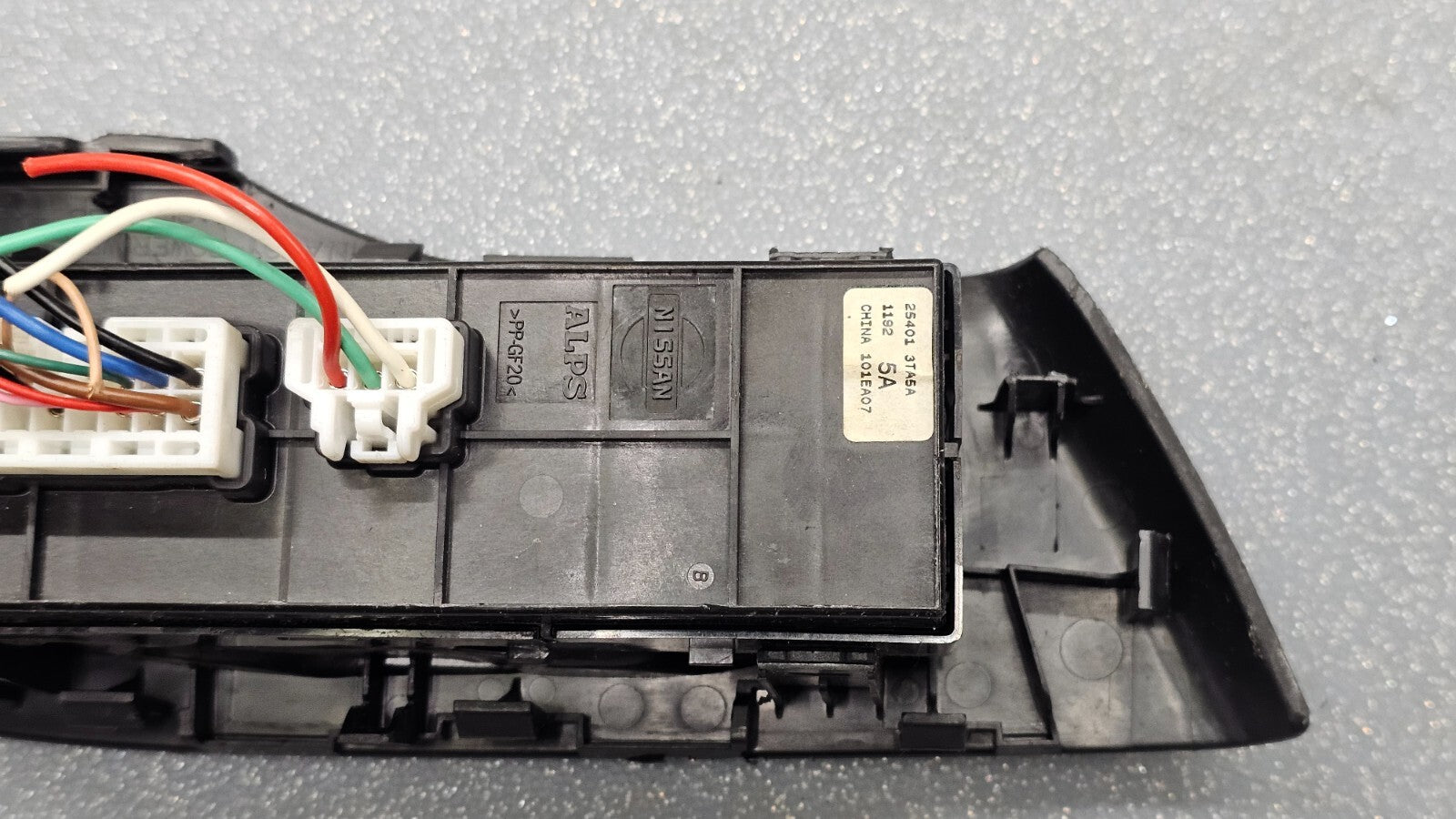 13-18 Altima Left Driver Power Master Door Window Control Switch Assembly Black