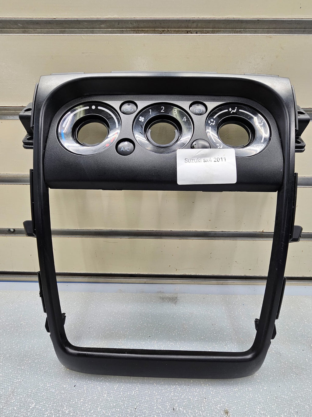 🔥07-13 Suzuki SX4 Center Dash Panel AC Heater Climate Control Bezel OEM BLACK