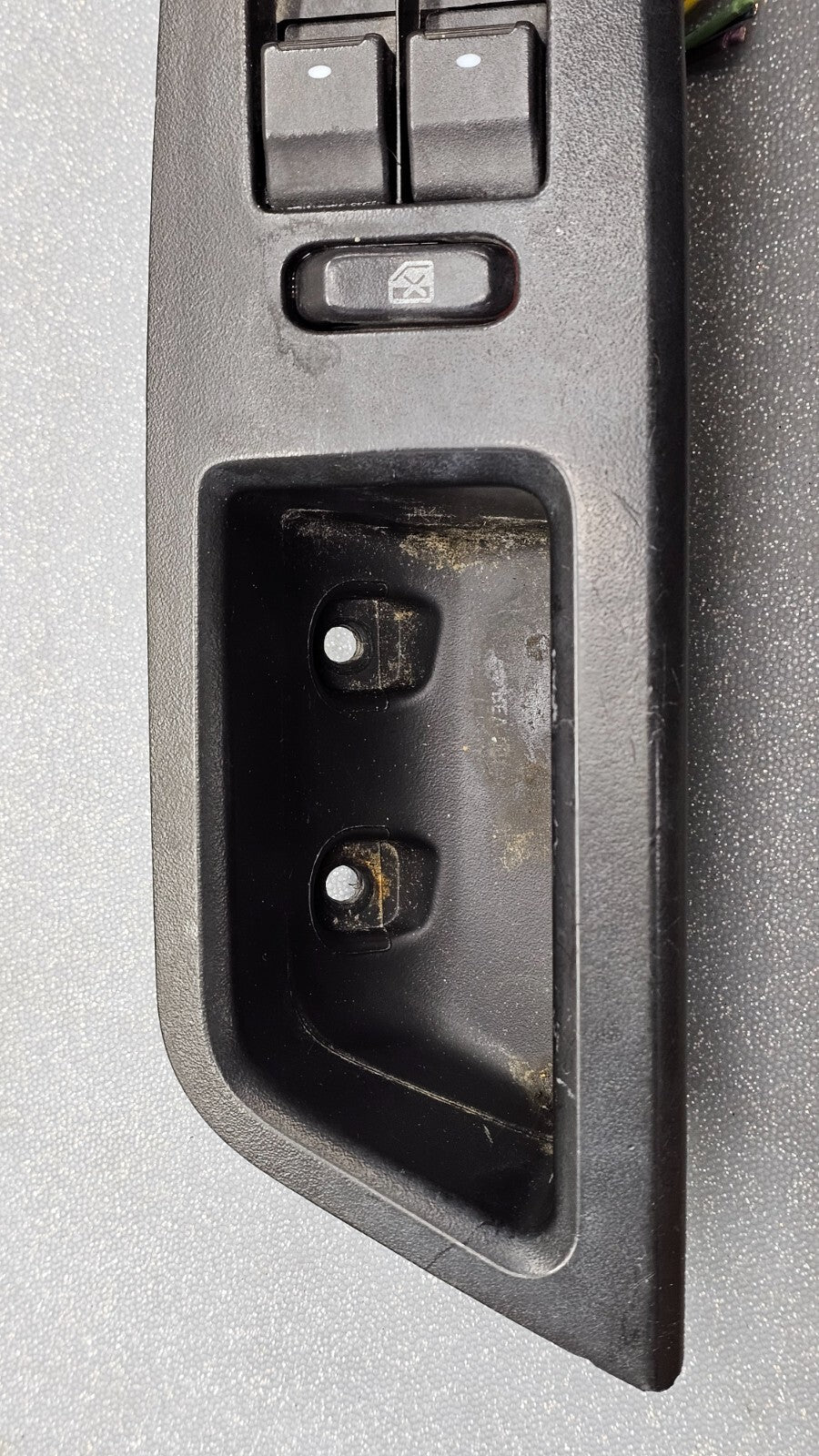 🔥09-16 CHEVY IMPALA LEFT DRIVER MASTER POWER DOOR WINDOW SWITCH BEZEL BLACK
