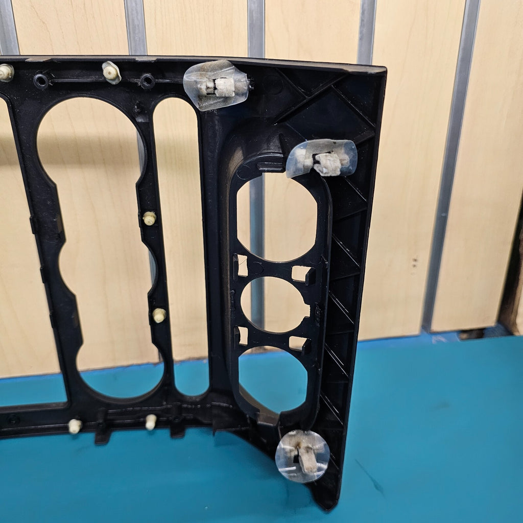 🔥04-08 Ford F-150 Dash Radio Climate Bezel Center Trim Panel BLACK B3