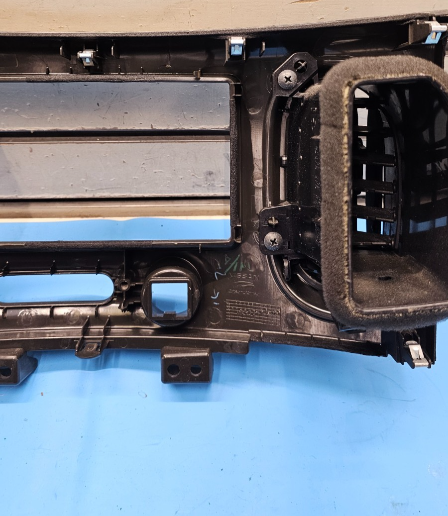 🔥09-14 Nissan Cube Front Dash Center Radio Trim Bezel Panel Black OEM