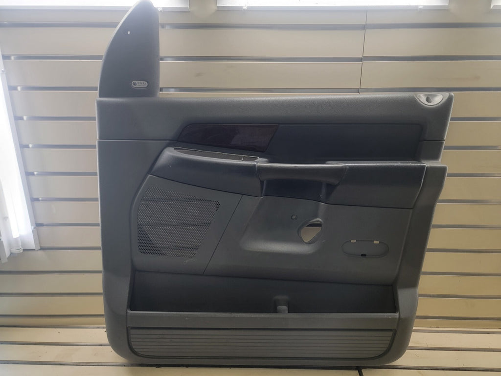 🔥2006-2008 Dodge RAM interior  Door Panel Front right passenger GRAY auto D12