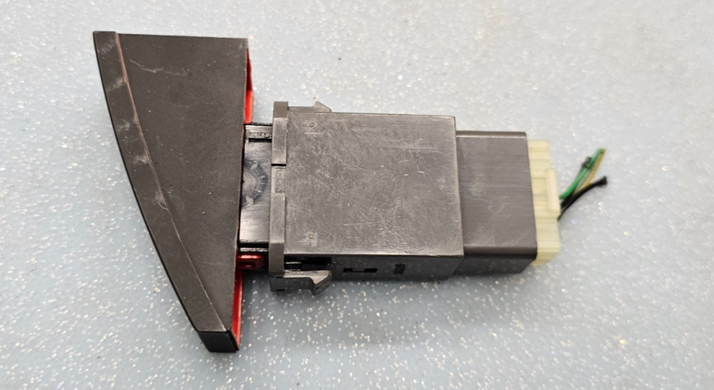 🔥2013-2015 Chevrolet Spark Emergency Hazard Light Control Switch Black OEM