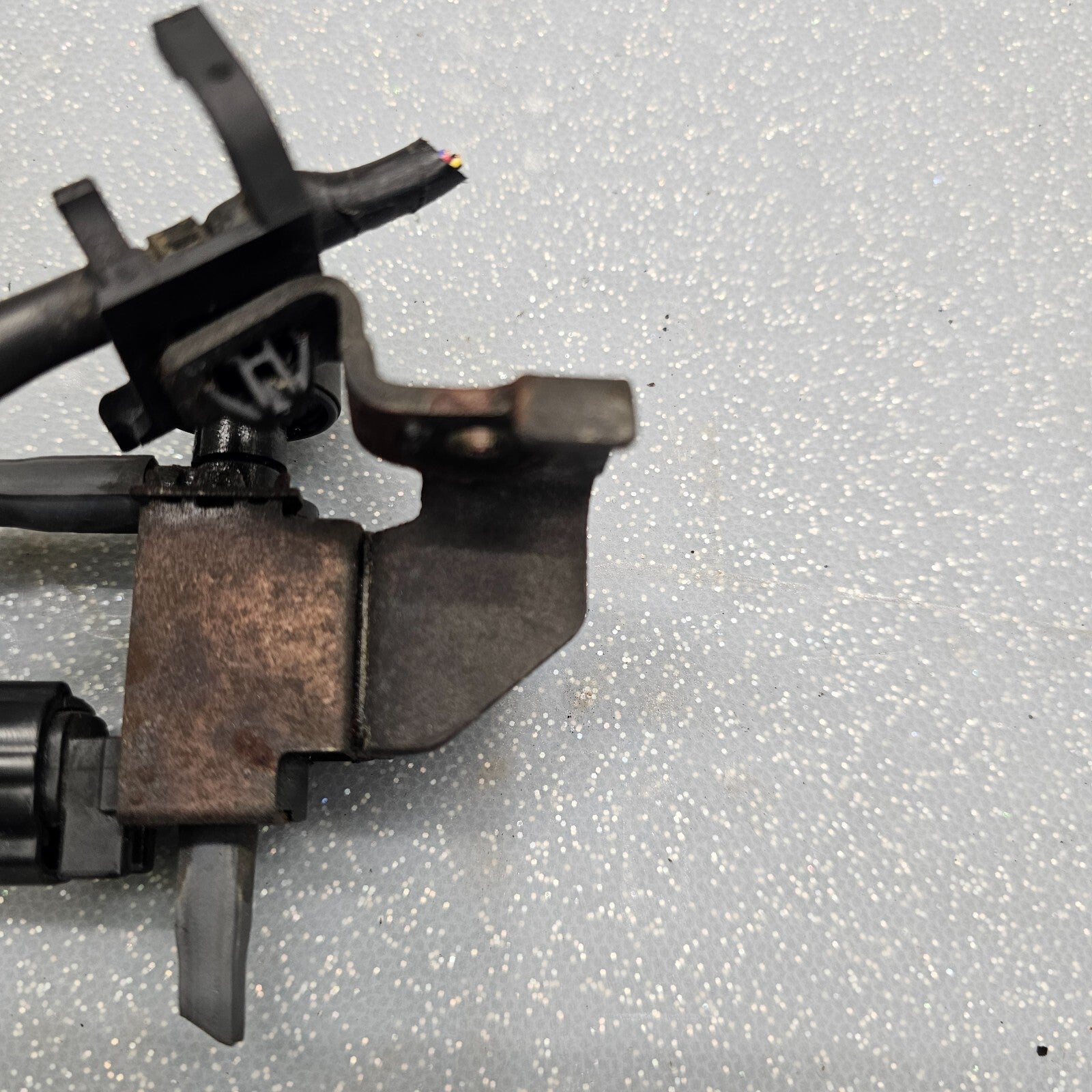 02-06 Honda CRV Acura RSX Bypass Control Valve Solenoid IMRC Intake Manifold OEM