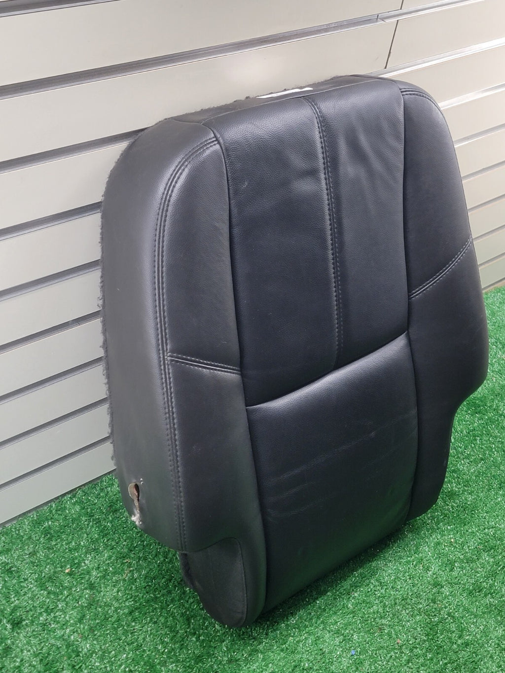 🔥07-13 GMC Sierra 1500 2500 3500 Seat rest cushion leather rear left black V4