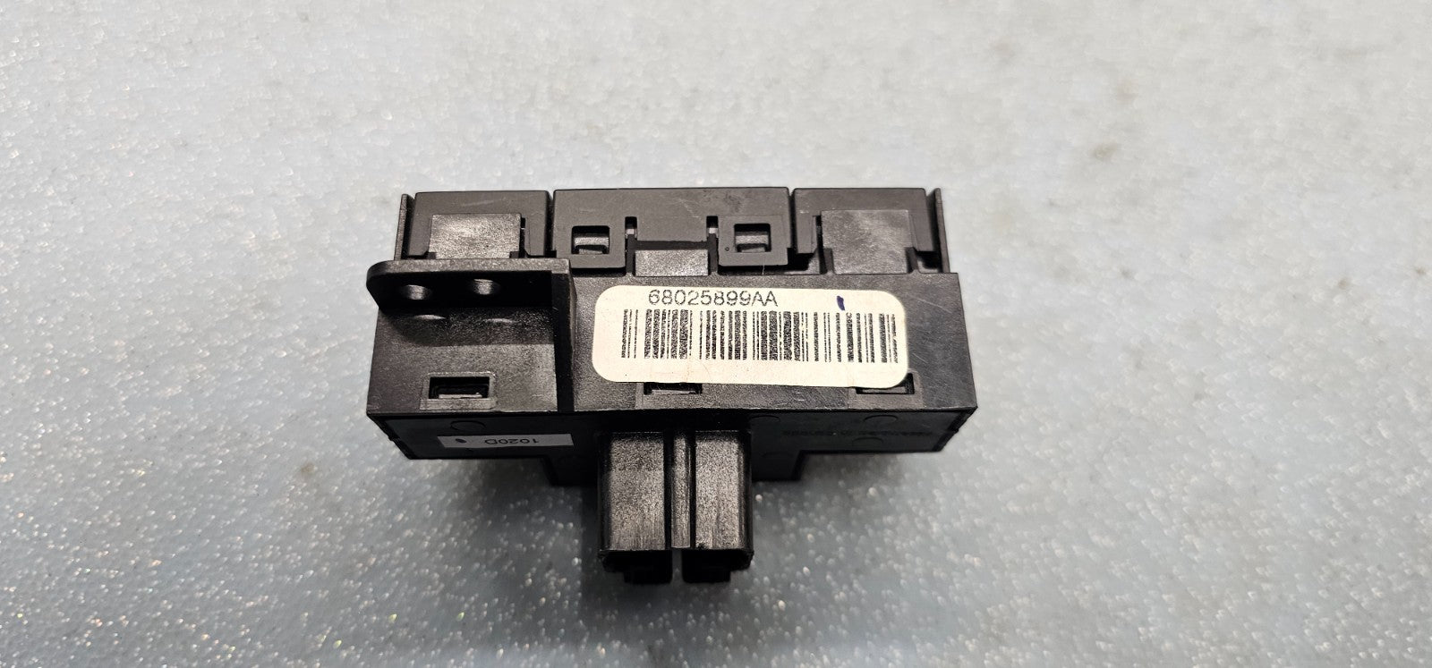 🔥09-10 Chrysler 300 Grand Caravan Hazard Warning Light Control Switch Black OEM