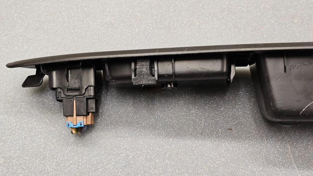 🔥06-08 Chevy Impala Right Passenger Power Window Switch Bezel Assembly Black