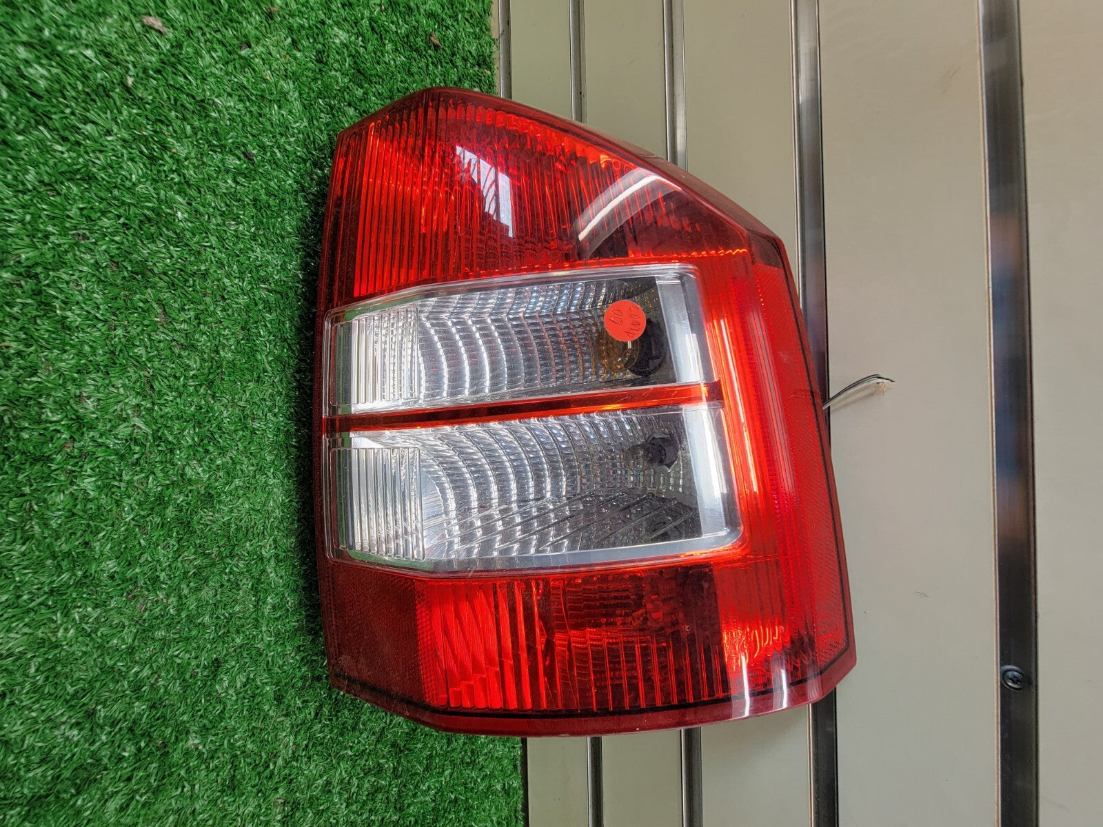 🔥2007-2010 Jeep Compass Right Passenger Tail Light Assembly Lamp Chrome OEM