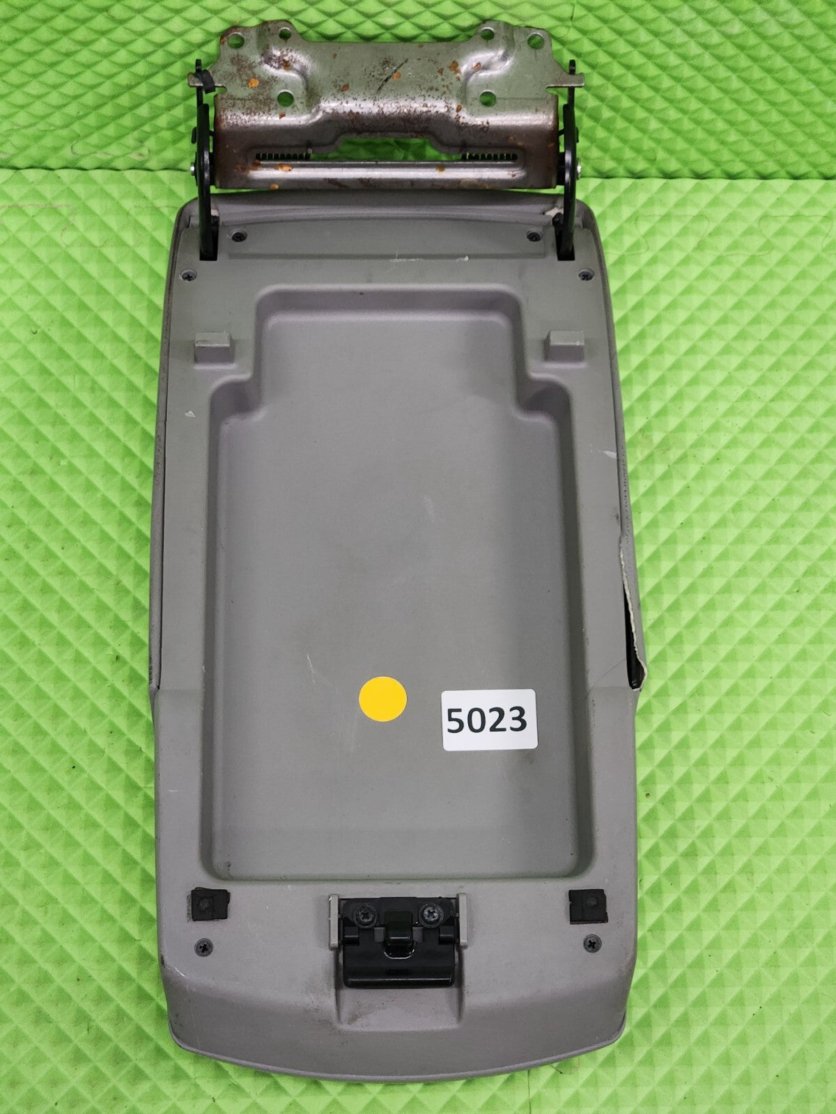 🔥2007-2011 TOYOTA CAMRY CENTER CONSOLE ARM REST LID COVER TOP PAD BOX GRAY