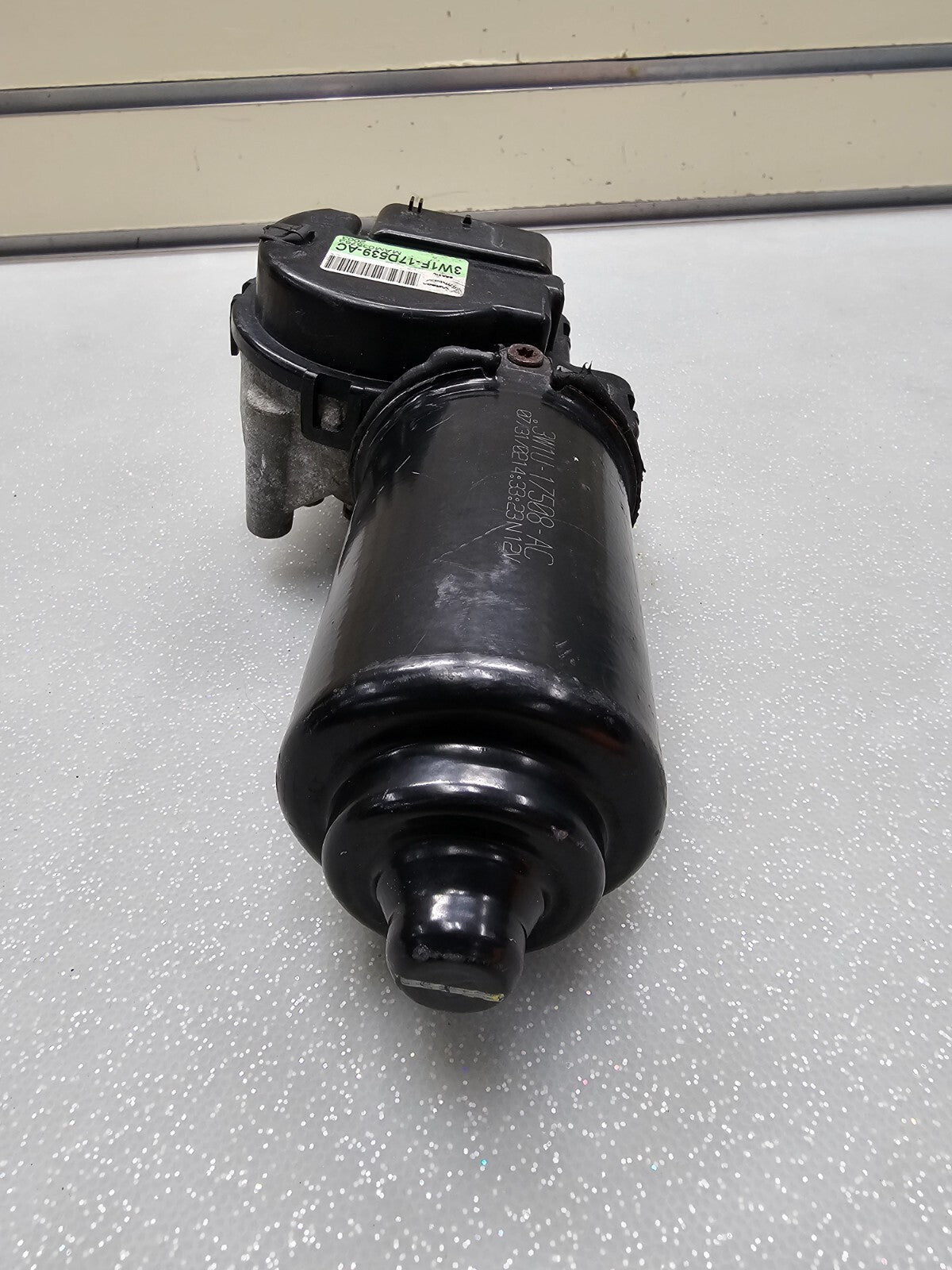 🔥2003-2006 Lincoln Town Car Grand Marquis Front Windshield Wiper Motor Assembly