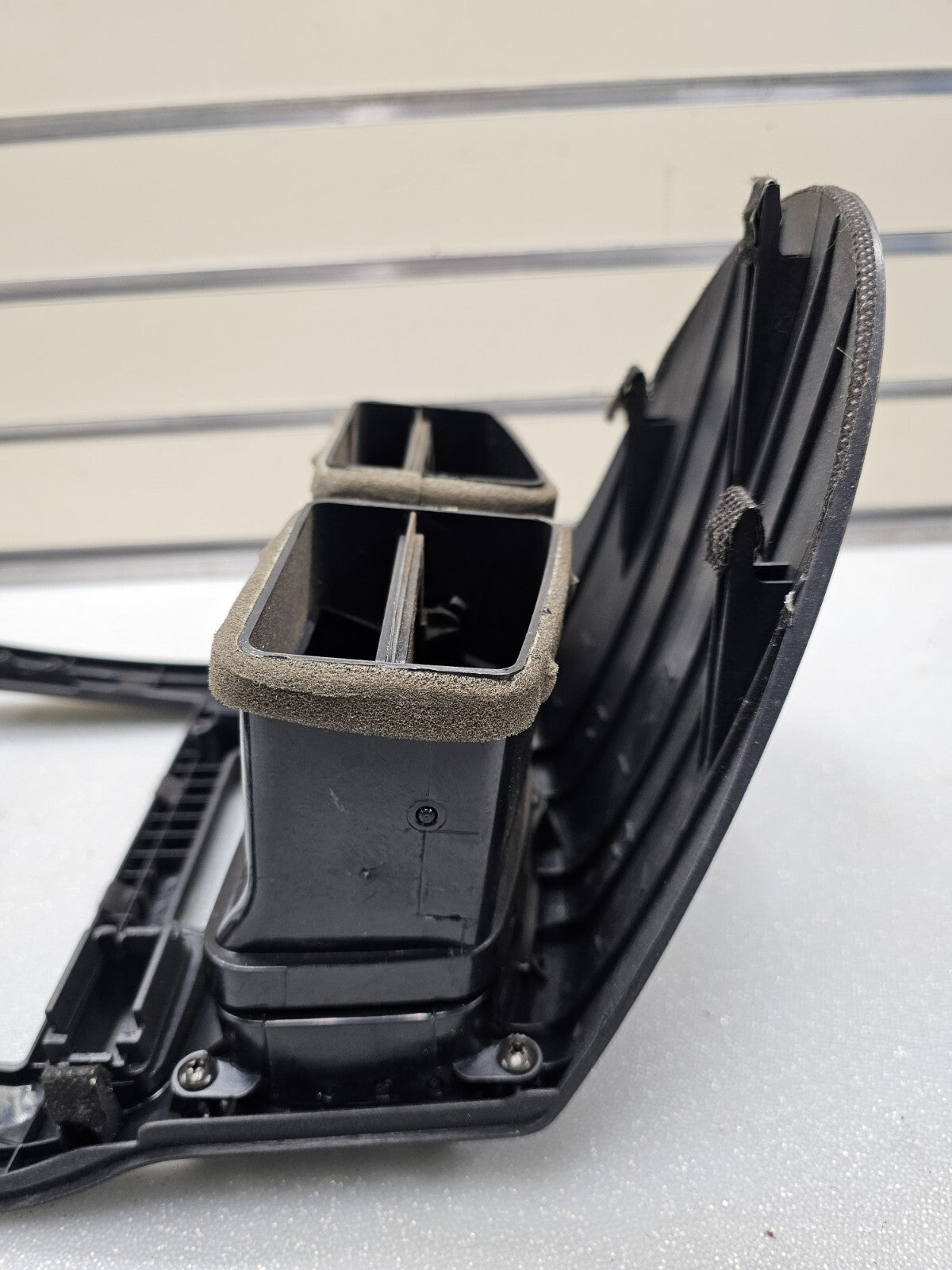 🔥2001-2006 HYUNDAI SANTA FE OEM CENTER DASH RADIO HEAT AC VENT TRIM BEZEL BLACK