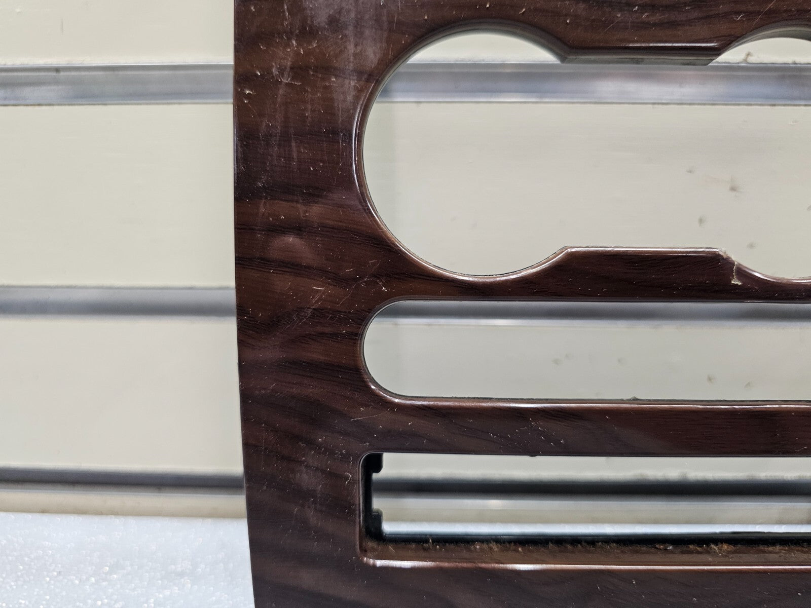 08-09 Taurus Sable Center Dash AM FM Radio Display Climate Bezel Trim Panel Wood