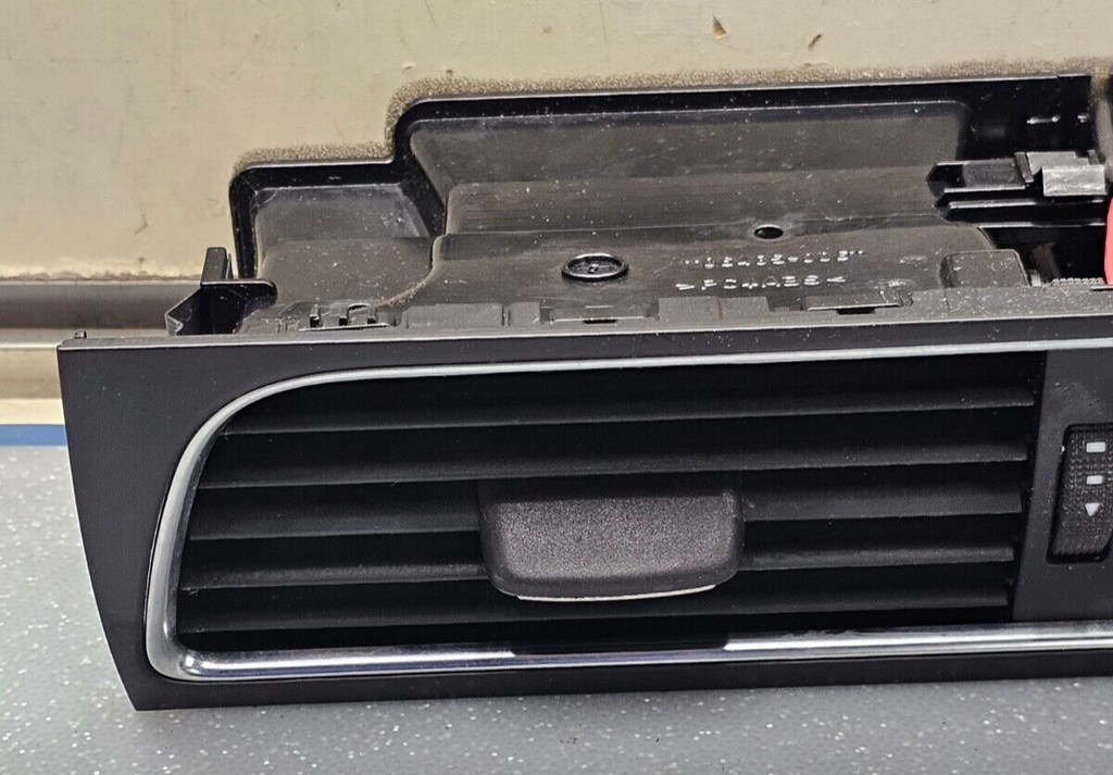 09-12 Audi A4 S4 A5 Center Dash AC Air Vent Heater Conditioner Instrument Black