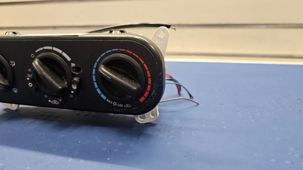 07-09 Patriot Compass Caliber Dash Heater Climate Temperatur Control Conditioner