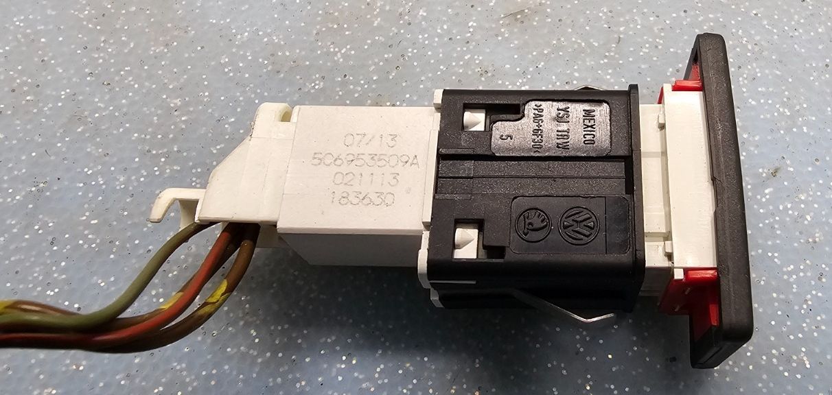 🔥11-15 VW JETTA TDI MK6 Genuine FLasher Hazard Emergency Warning Switch BLACK