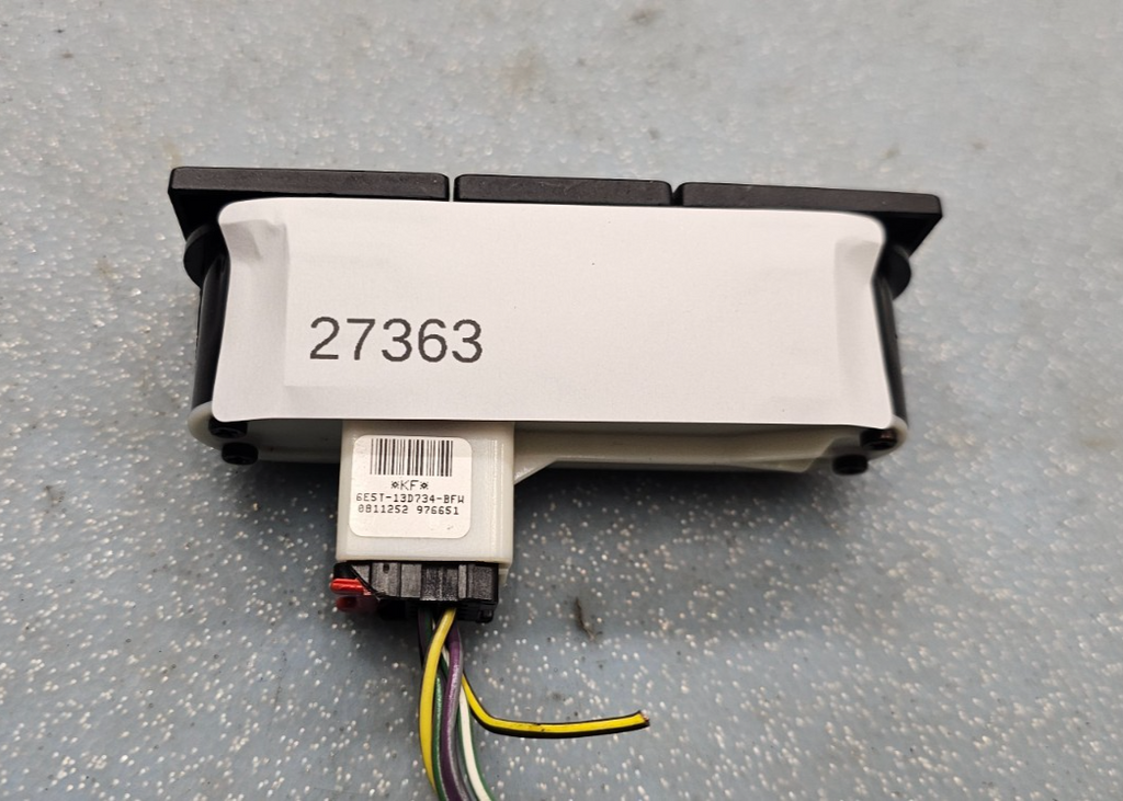 🔥06-09 FUSION MERCURY MILAN CENTER DASH HAZARD BUTTON SWITCH PASS RADIO BEZEL
