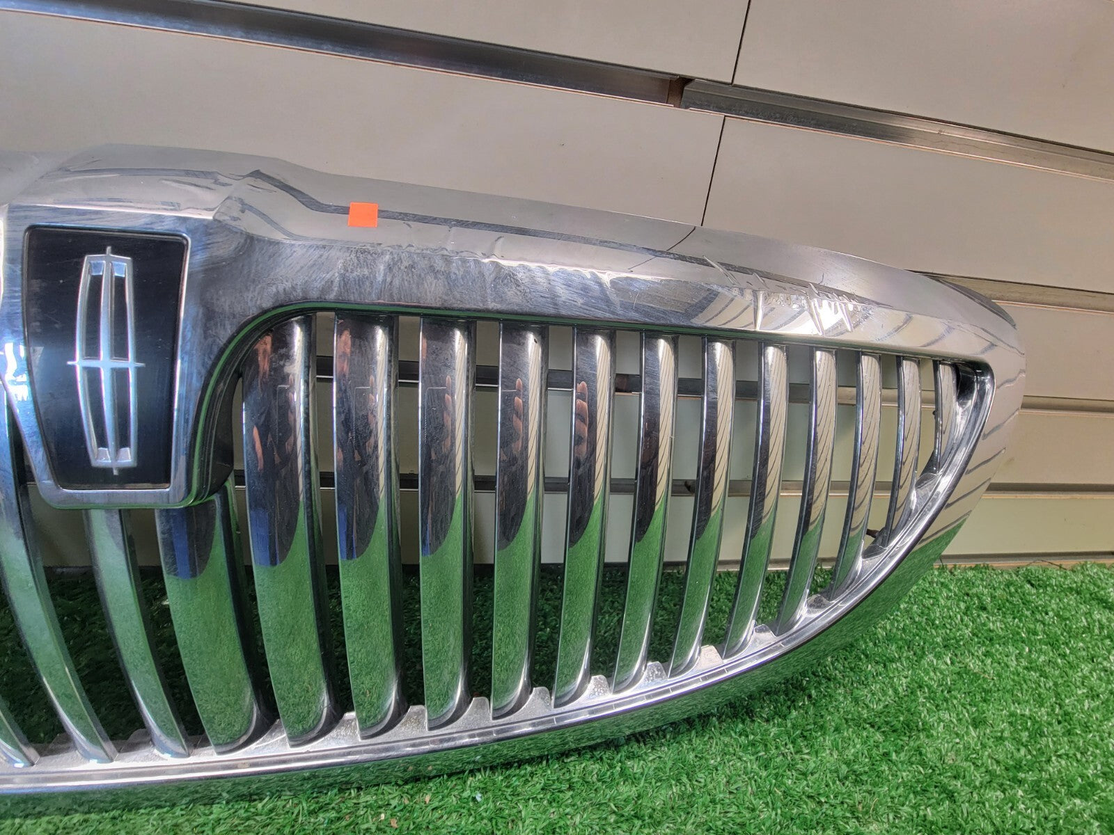 🔥2003-2011 Lincoln Town Car Front Upper Grille with Emblem Chrome Assembly OEM