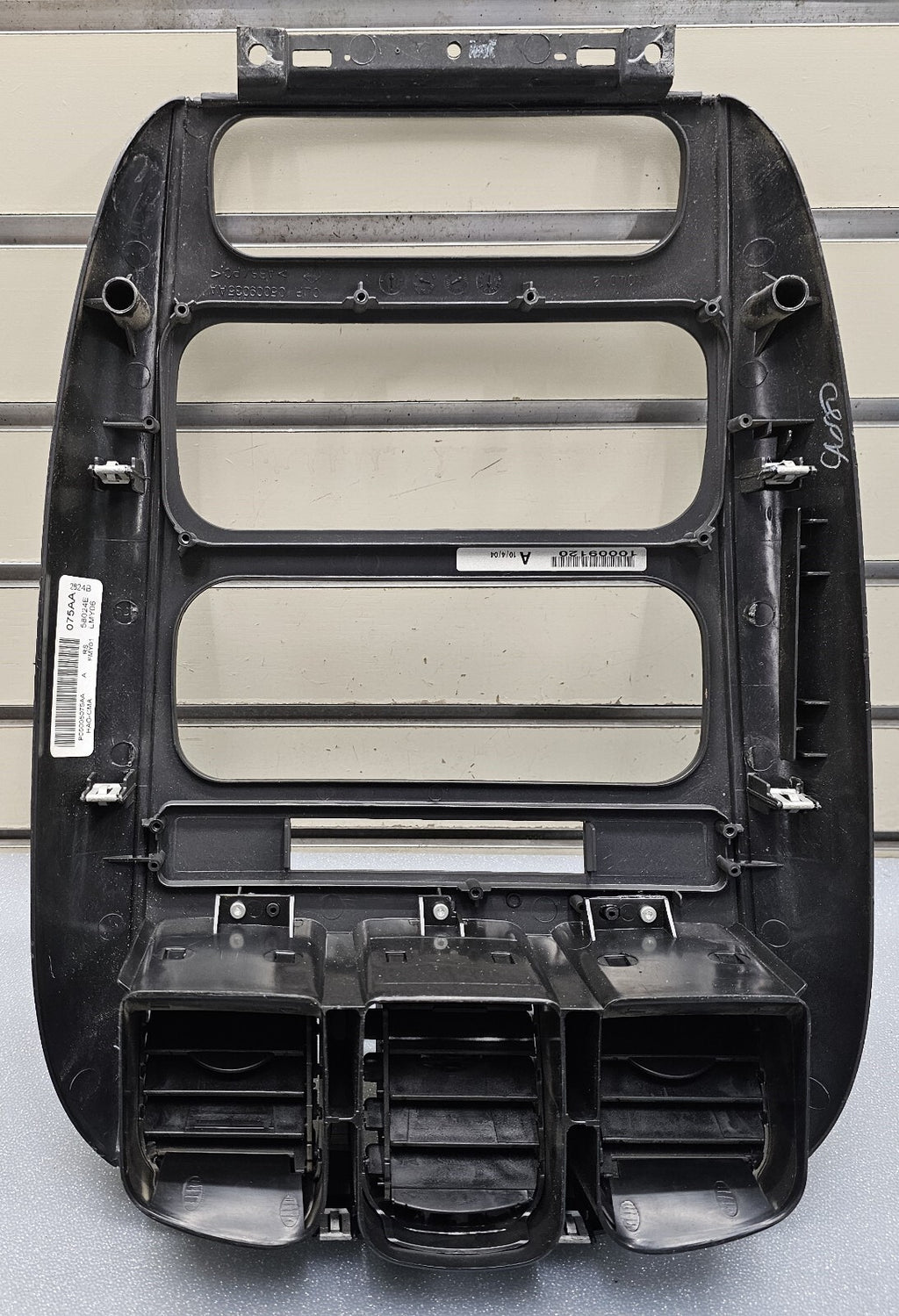 🔥01-07 Caravan Town & Country dash radio climate TRIM bezel Carbon Fiber Black