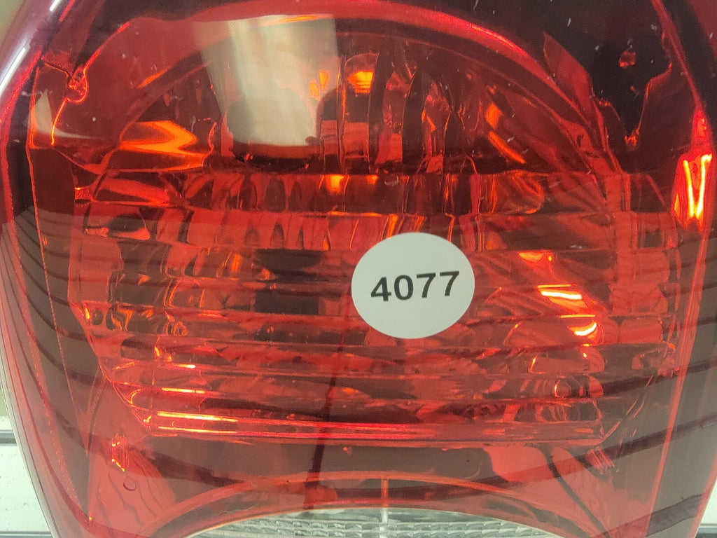 🔥2008-2012 Dodge Caliber  Tail Light Taillight lamp  Driver Left Side