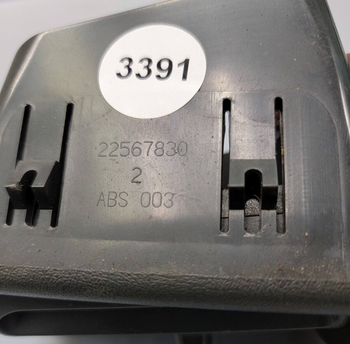 🔥95-05 Chevrolet Cavalier Front Center Dashboard Air Vent Outlet Trim Black OEM