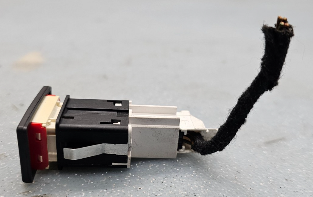 🔥11-15 VW JETTA TDI MK6 Genuine FLasher Hazard Emergency Warning Light Switch