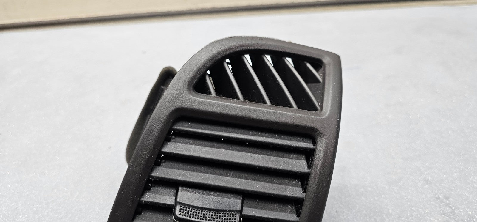 🔥07-12 HYUNDAI SANTA FE DASH RIGHT  AC HEATER AIR VENT CONDITIONING BLACK
