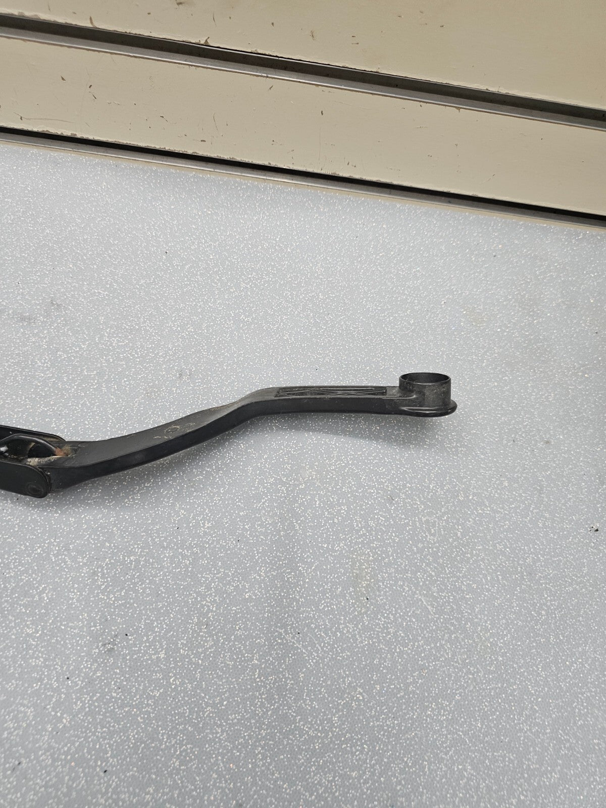 🔥1997-2001 TOYOTA CAMRY WINDSHIELD WIPER ARM PAIR HOOK WINDOW OEM