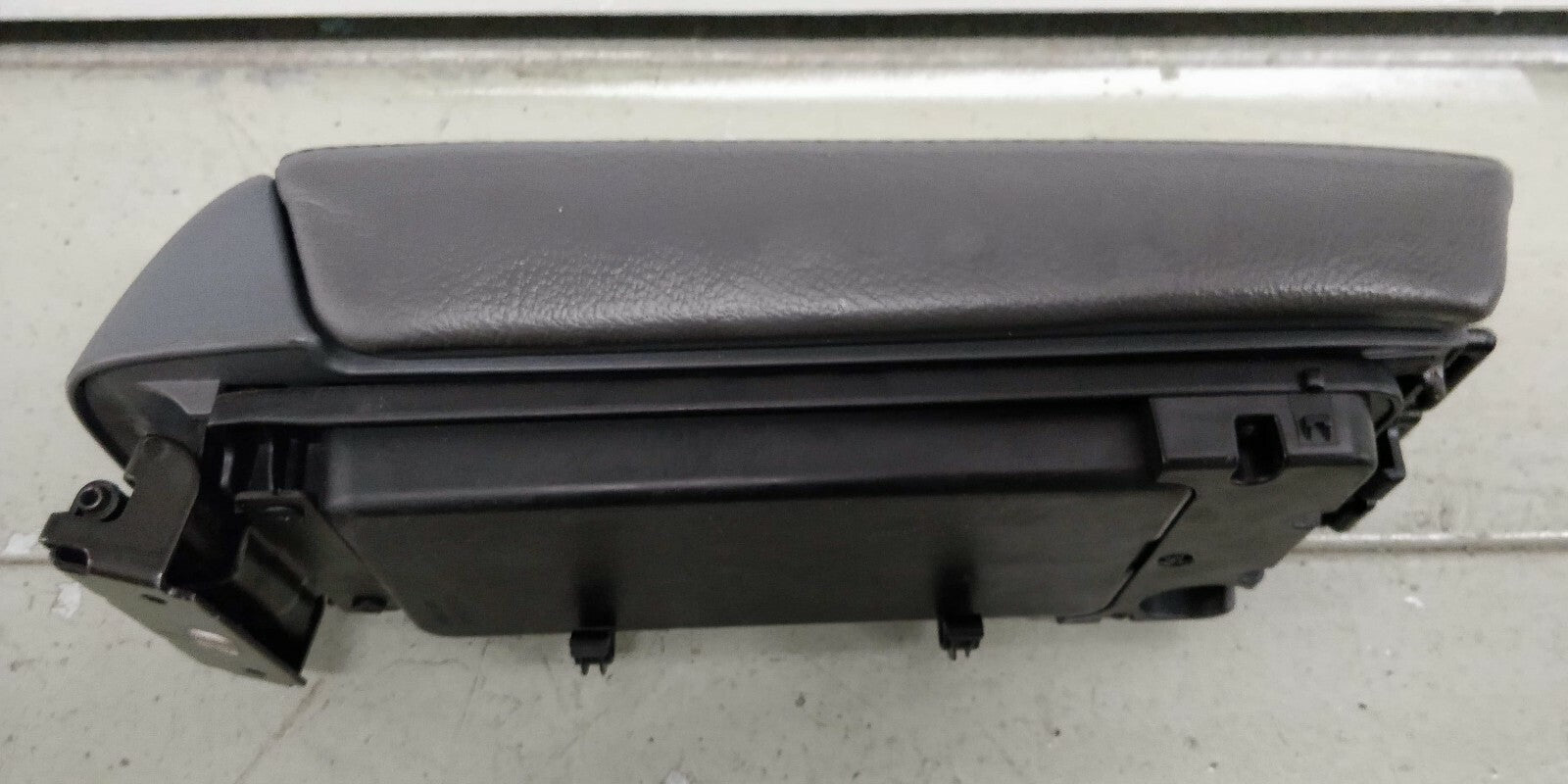 03-07 Honda ACCORD Acura TSX Center Console Armrest Storage Lid LEATHER GRAY L22