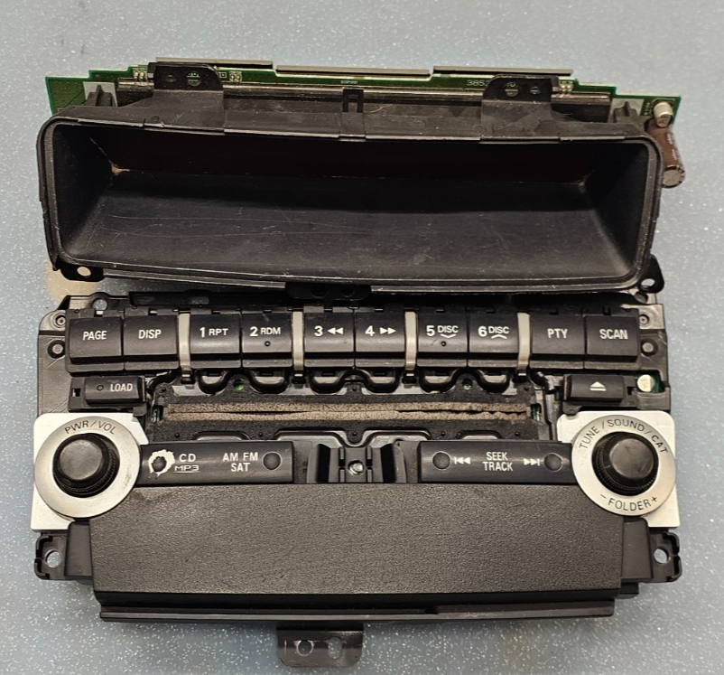 07-10 Mitsubishi Lancer Outlander Dash Radio Player Control Panel Faceplate OEM