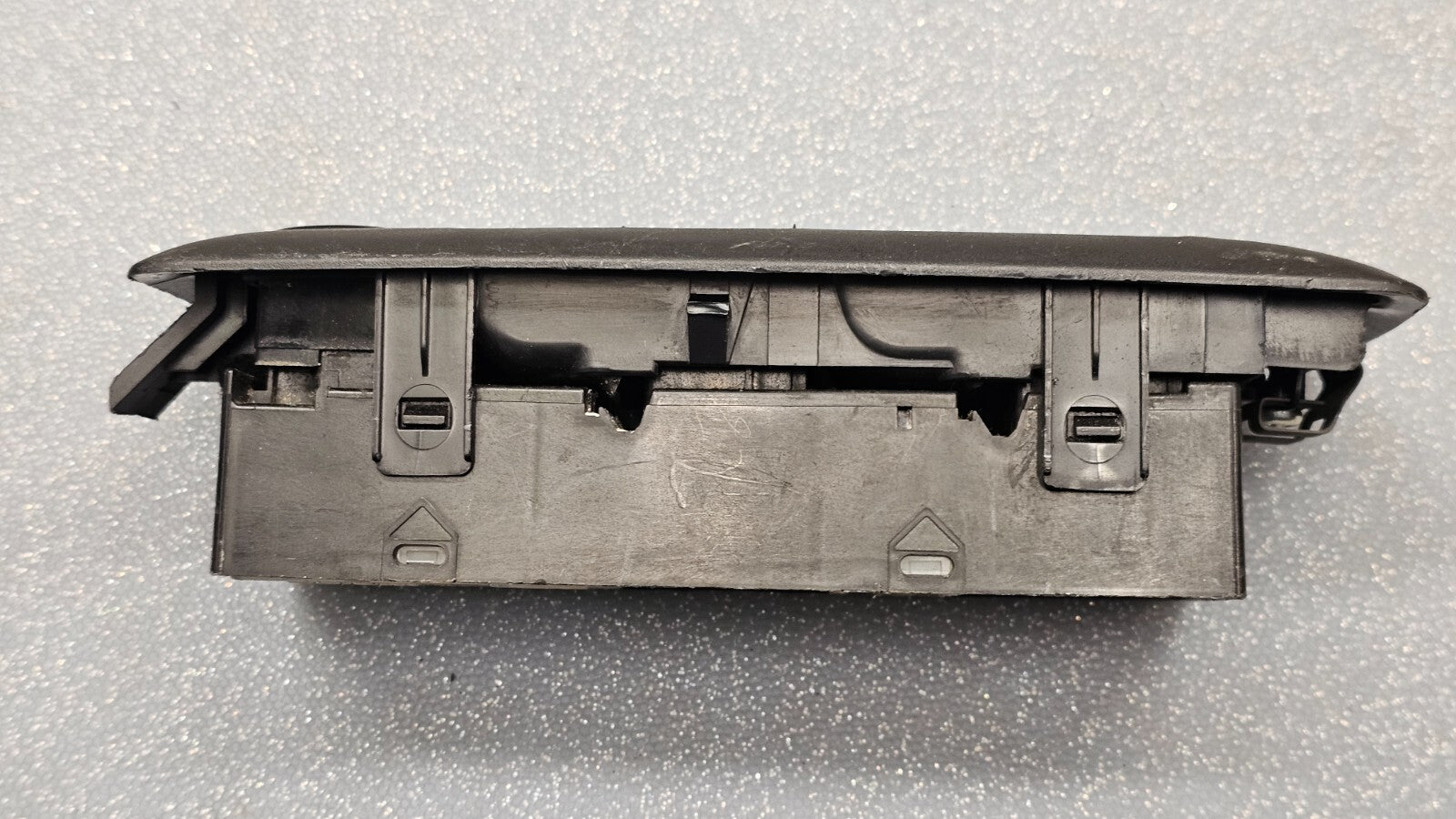 11-15 NISSAN ROGUE FRONT LEFT DRIVER MASTER POWER WINDOW SWITCH ASSEMBLY BLACK