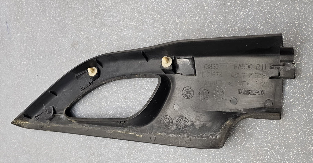 🔥2005-2012 Nissan Pathfinder N50 Roof Rack RH Passenger Front End Cap Cover OEM
