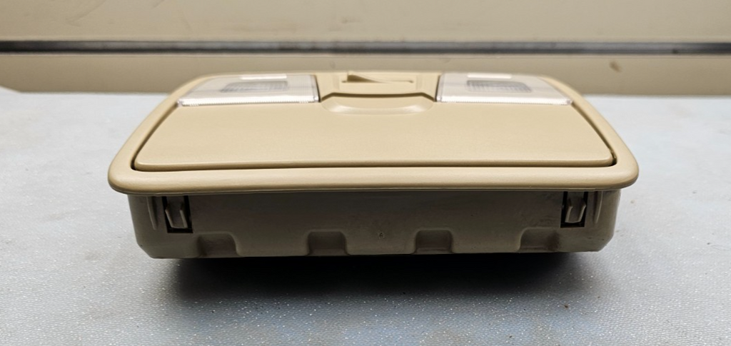 🔥10-13 KIA Forte KOUP INTERIOR OVERHEAD CONSOLE DOME MAP LIGHT TAN OEM