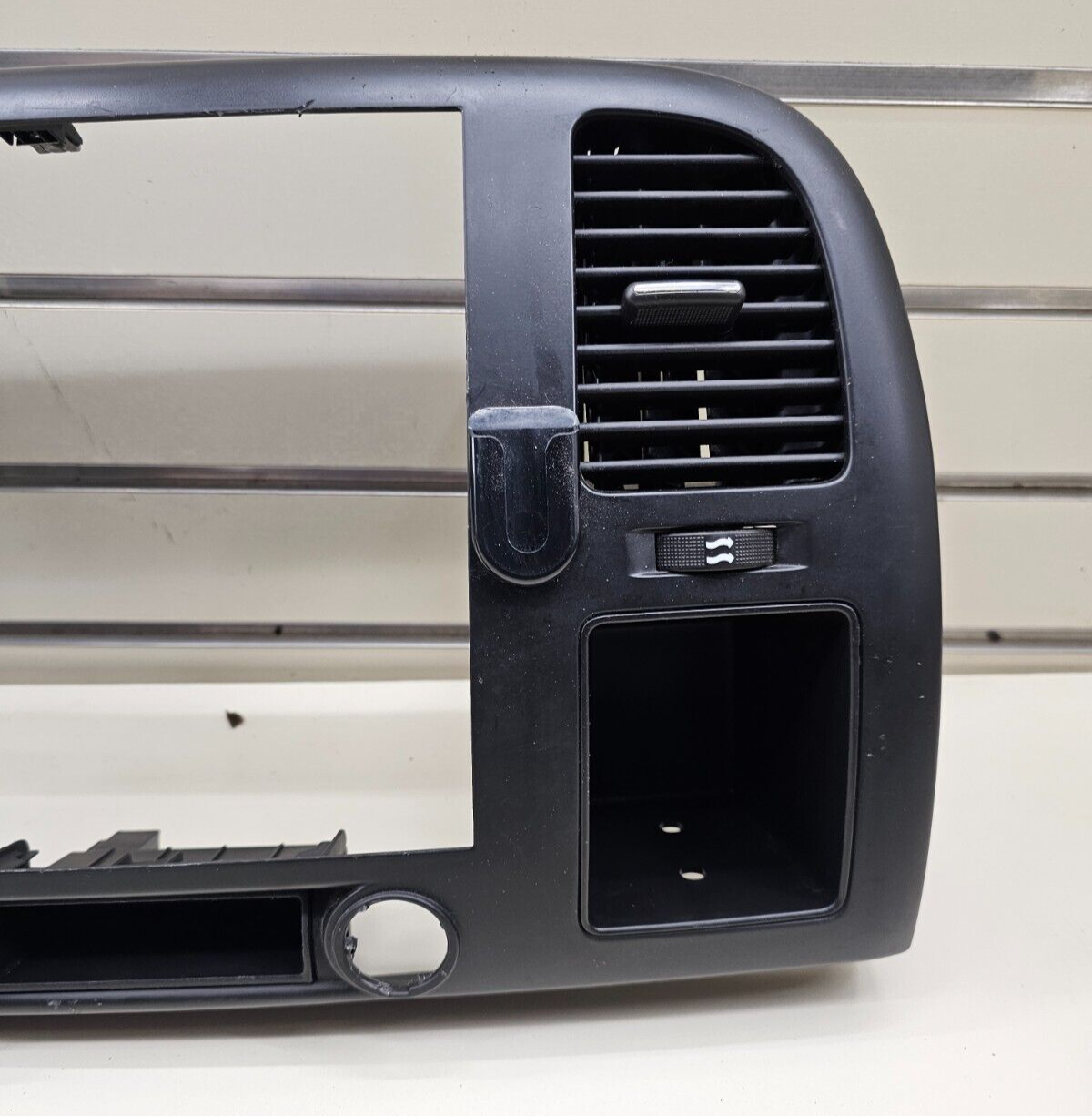 🔥07-14 Silverado SIERRA Center Dash Radio Bezel AC Climate Trim Panel Black B6