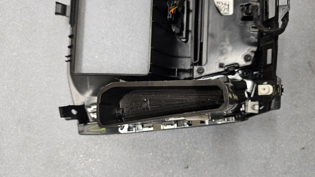 🔥15-17 Ford Focus SE Dash Trim Panel Radio Player Climate Control Bezel Black