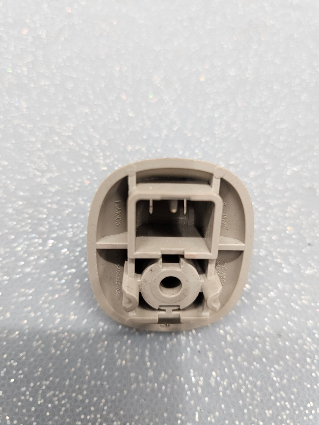 🔥2006-2012 Ford Fusion Sun Visor Clip SINGLE With Screw Beige