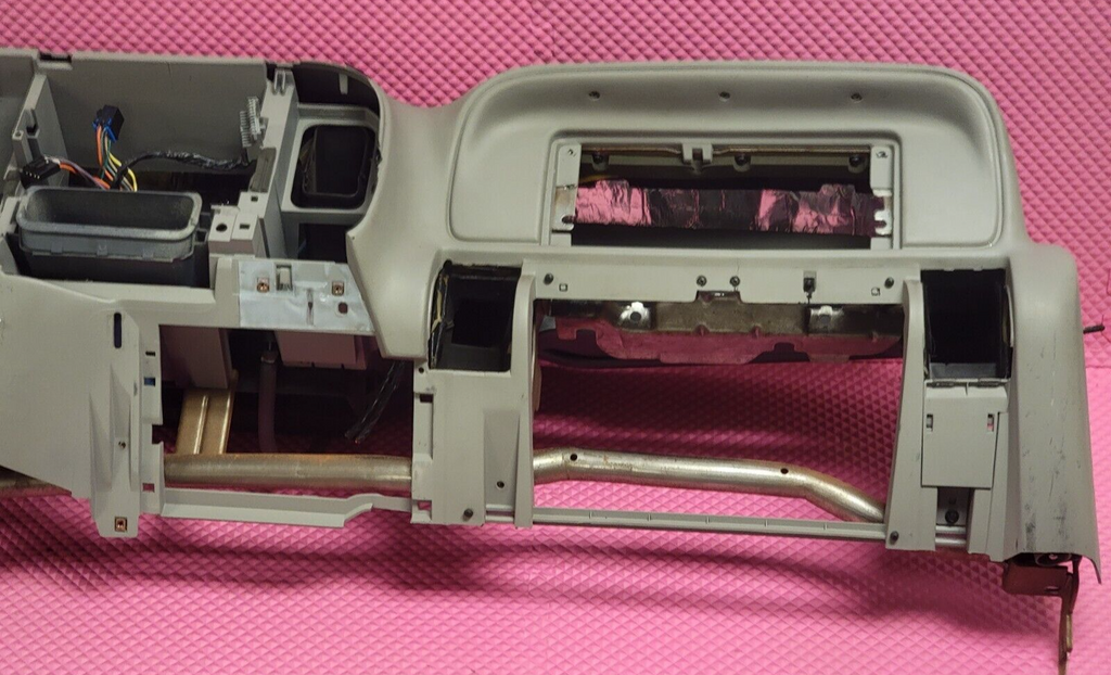 🔥95-99 CHEVY GMC SILVERADO C/K Dashboard DASH CORE Frame Mount UP Box TAN DB2