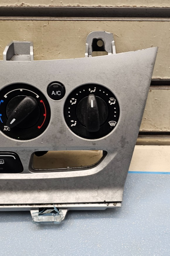 🔥12-14 FORD FOCUS A/C HEATER CLIMATE CONTROL Dash Bezel Temperature SILVER OEM