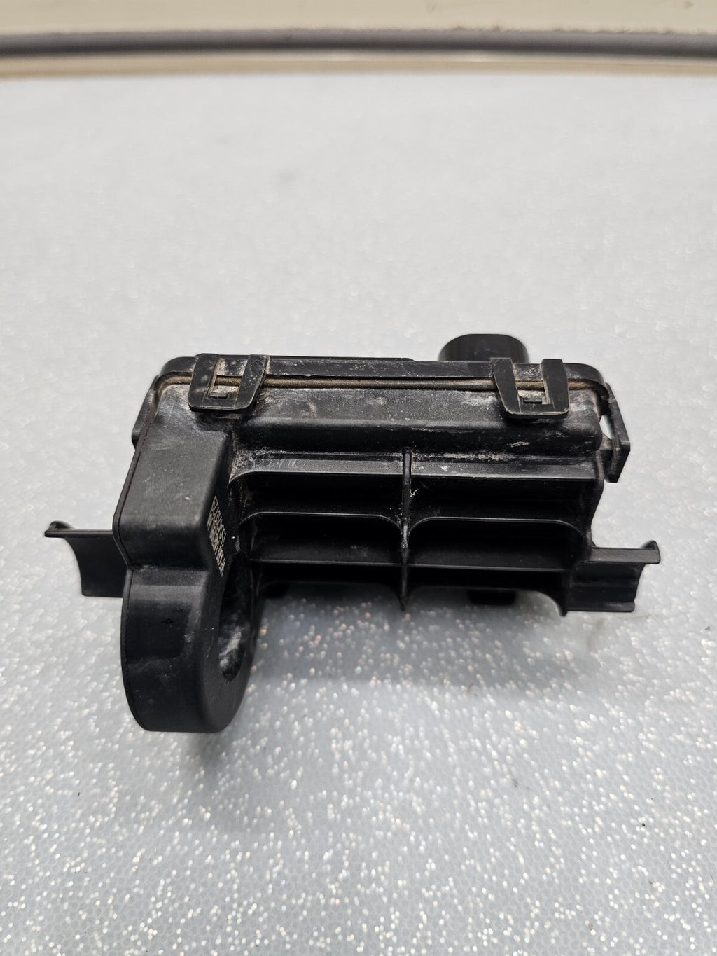 🔥03-06 Chevy Silverado Tahoe GMC Sierra SARVC Battery Control Module Assembly