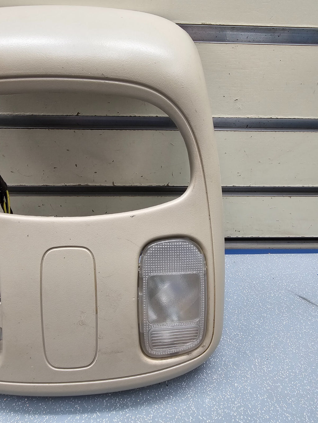 🔥02-05 Dodge RAM Overhead Console DOME Light Roof Storage Compartment TAN 05