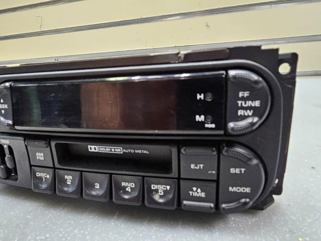 🔥02-07 Dodge Caravan Jeep Chrysler Raz Radio CD Player & Cassette Tape AM FM