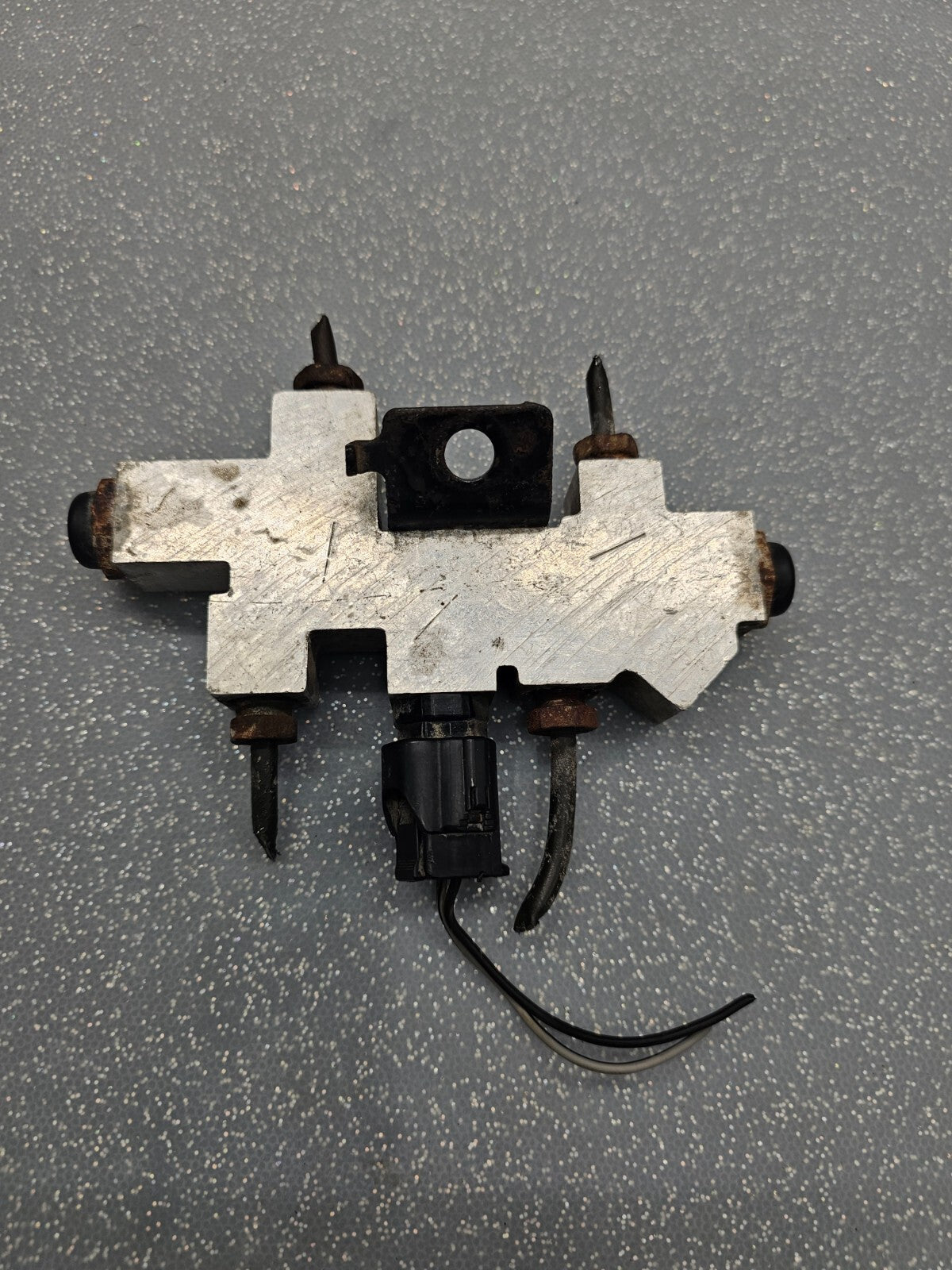 🔥1998-2001 DODGE RAM 1500 2500 & DAKOTA & DURANGO ABS BRAKE PROPORTIONING VALVE